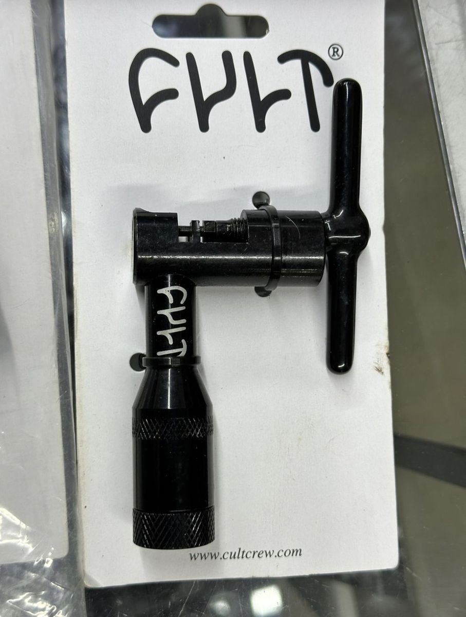 Multiherramienta Cult (Empaque) - Cult BMX