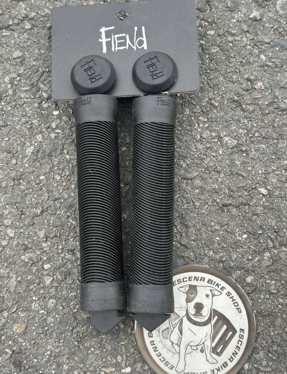 Grips Fiend Negro - Fiend BMX