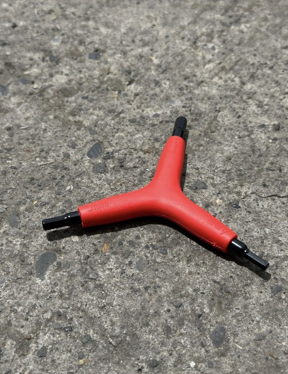 Llave Y Roja -  BMX