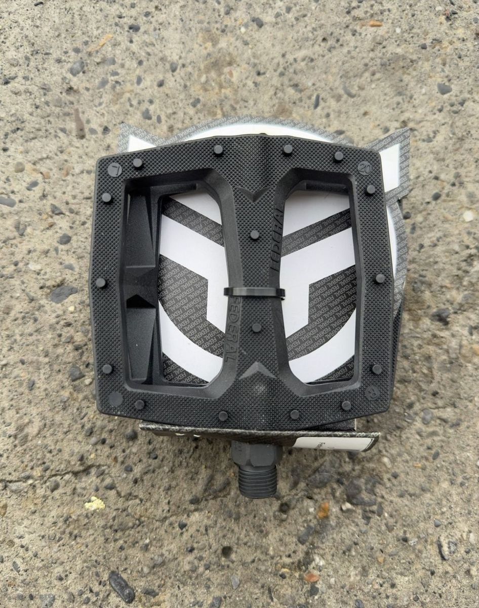 Pedales Plataforma Metal Negro -  BMX