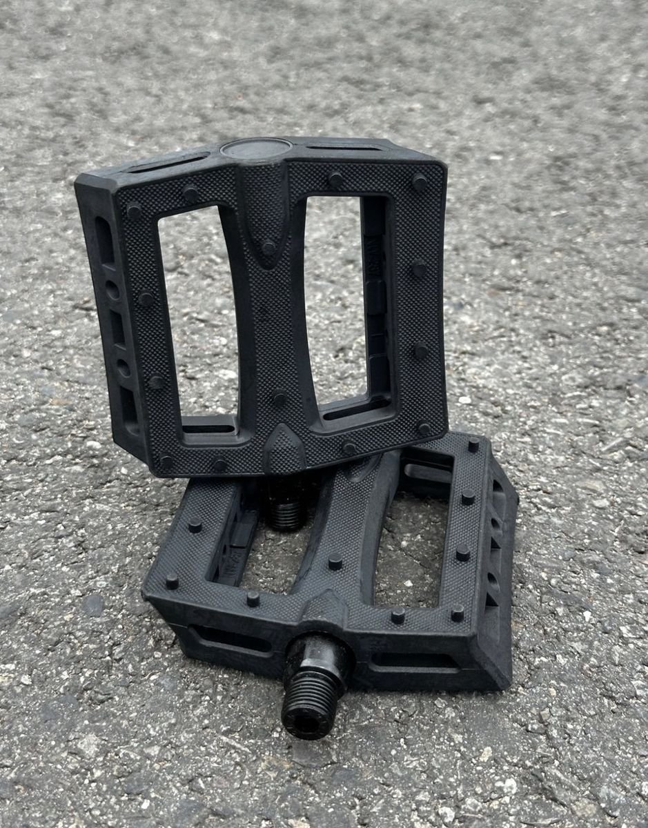 Pedales Plataforma Metal Negro Par -  BMX