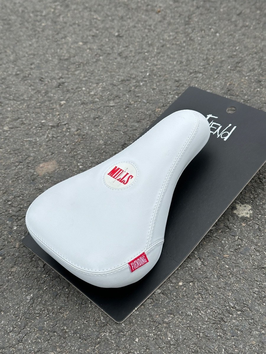 Silla Pivotal Fiend Mills foto 3