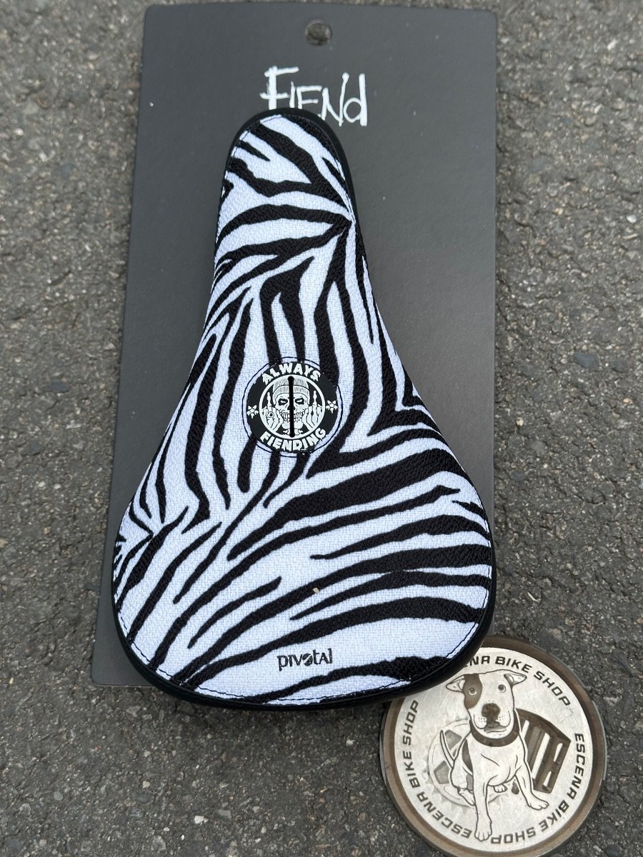 Silla Pivotal Fiend Reynolds V2  Zebra foto 2