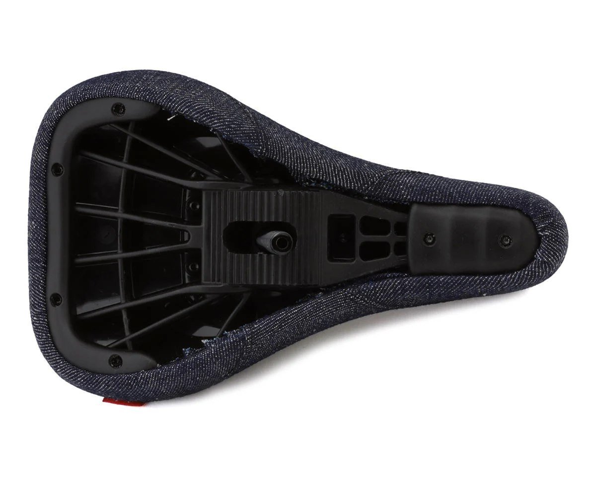 Silla Pivotal Odyssey Big Stitch Hilo rojo foto 4