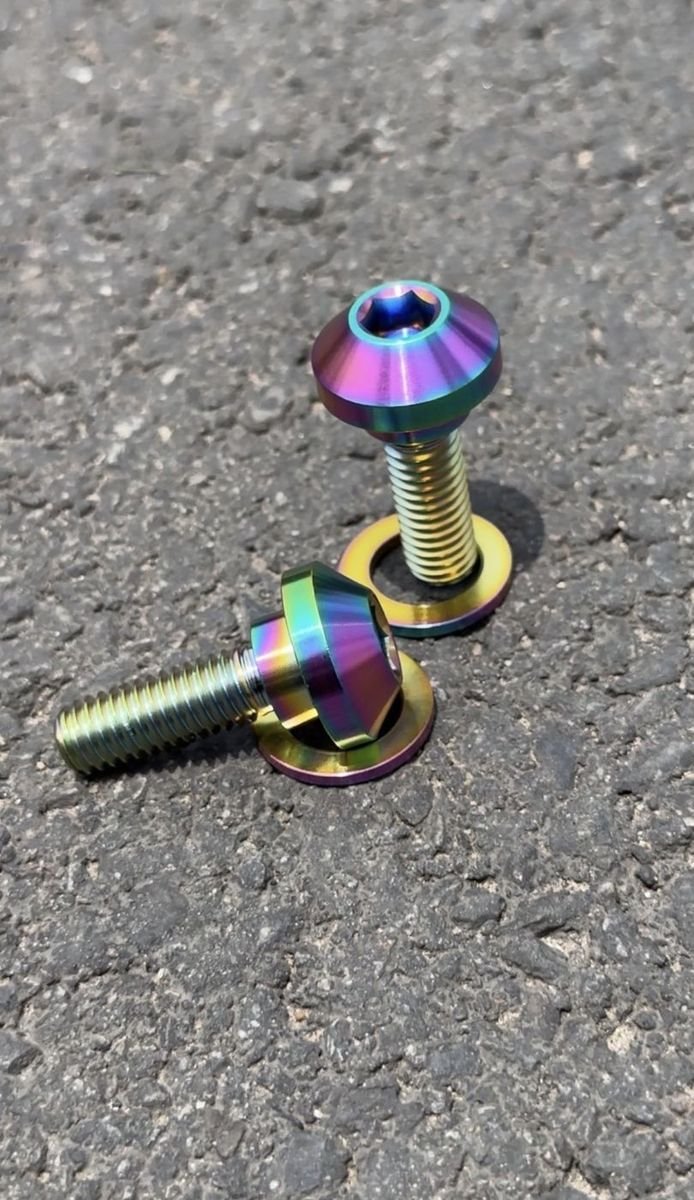 Tornillos Titanio Sillín Arcoíris BMX